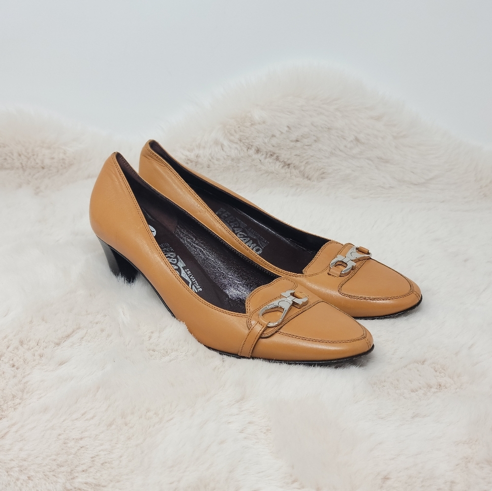 Salvatore Ferragamo Leather Heels 6.5 - Picture 2 of 7
